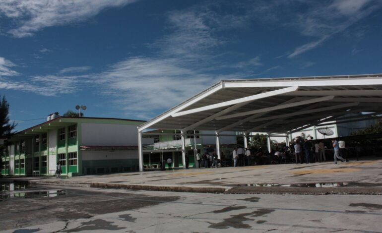 Iebem sin priorizar recursos para techumbres, pide apoyo a municipios