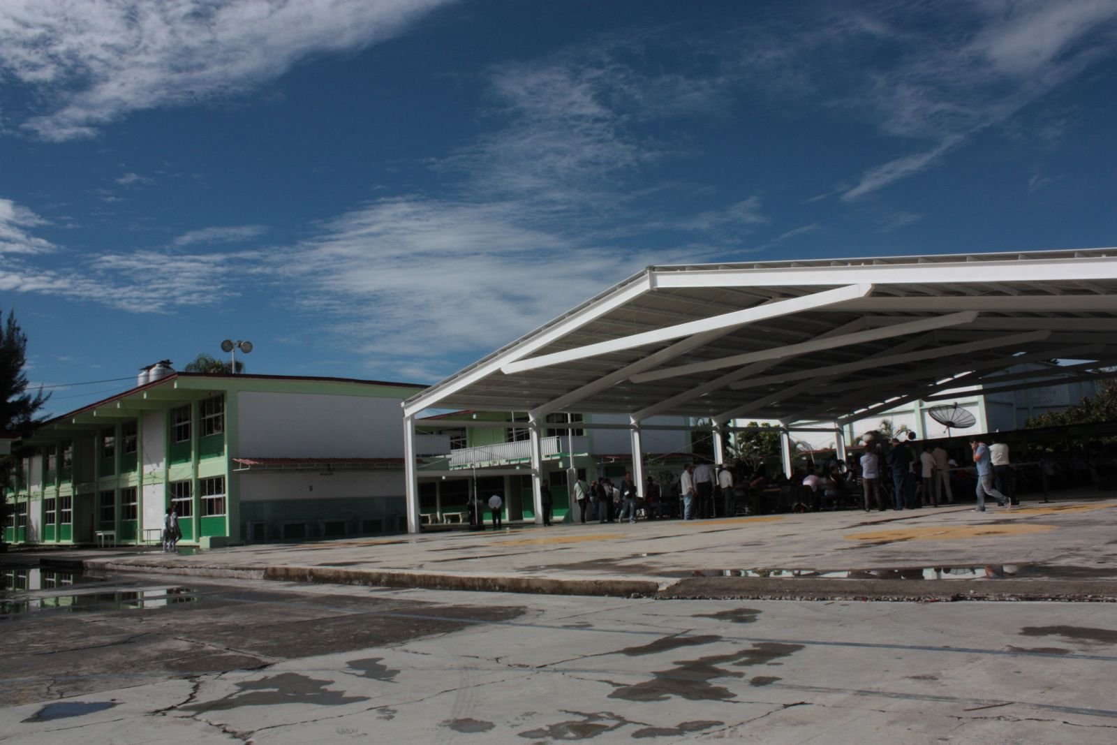 Iebem sin priorizar recursos para techumbres, pide apoyo a municipios