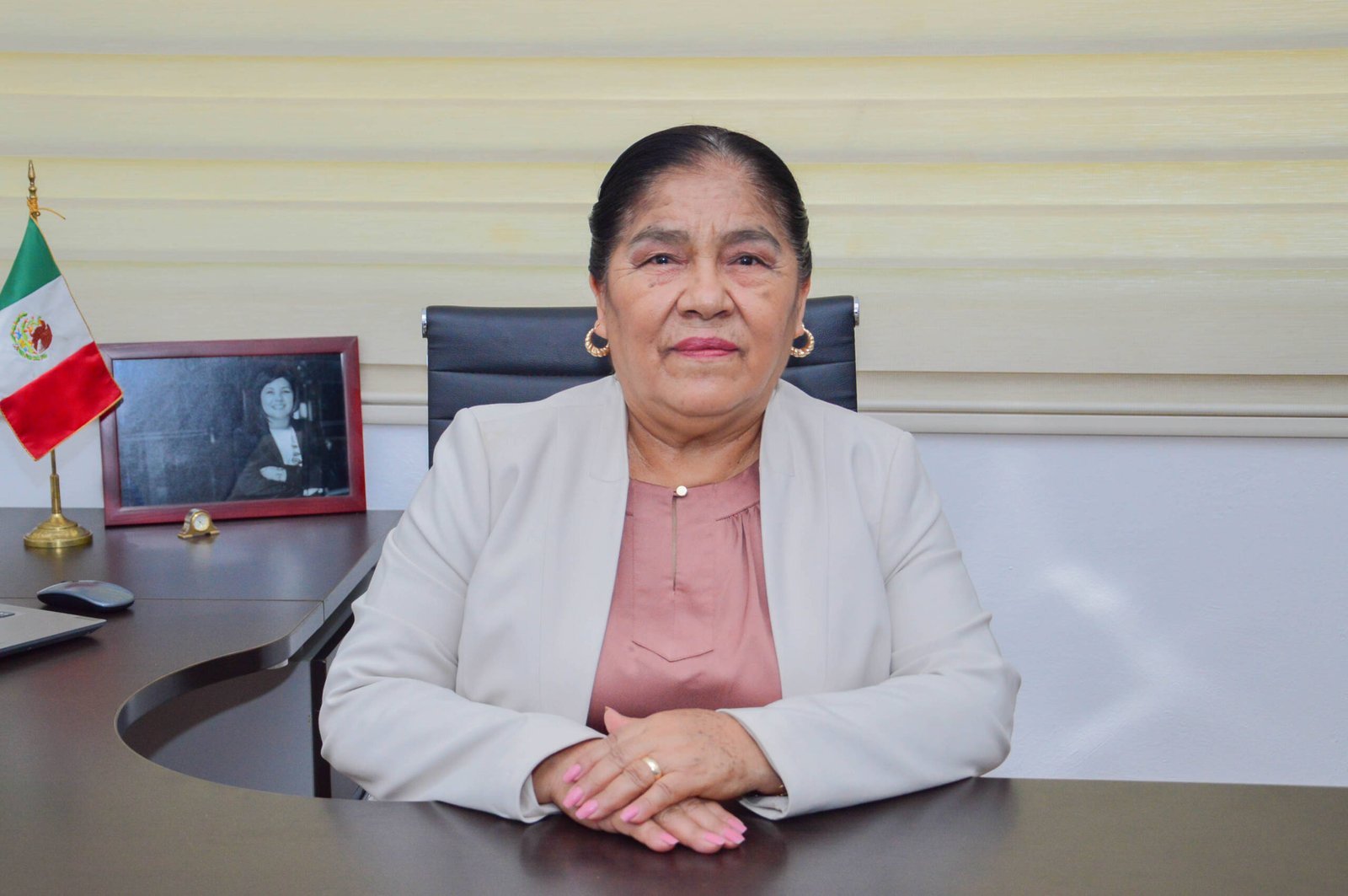 FUNCIONARIOS EN TEMIXCO APROVECHAN OPACIDAD DE JUANA OCAMPO PARA ENRIQUECERSE (1/3)