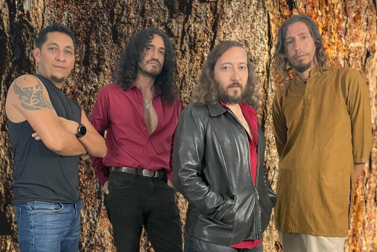 “MAR DE LUZ” PRESENTA SU TERCER ÁLBUM “BÚSQUEDA”